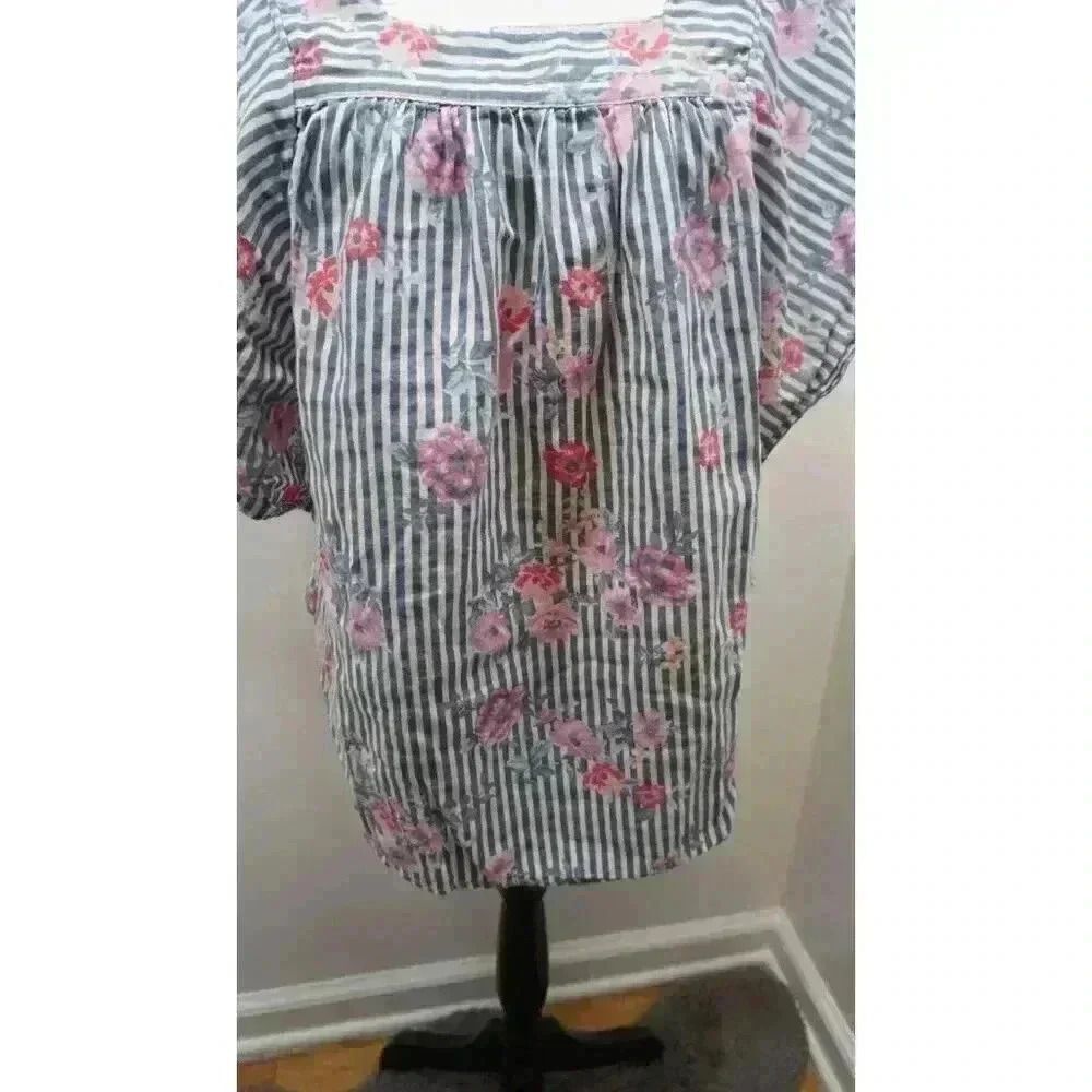 Time and Tru Women’s Striped Floral Blouse, Size M (8-10) - Picture 7 of 14